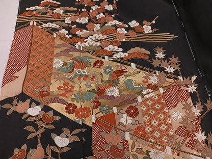 平和屋着物●豪華黒留袖　群れ鶴草花宝尽くし　金彩　仮絵羽　正絹　逸品　未使用　AABM6318ph