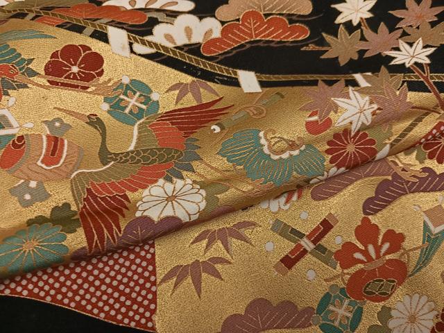 平和屋着物●豪華黒留袖　群れ鶴草花宝尽くし　金彩　仮絵羽　正絹　逸品　未使用　AABM6318ph