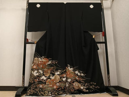 平和屋着物●豪華黒留袖　雪輪草花文　金彩　仮絵羽　正絹　逸品　未使用　AABM6319ph