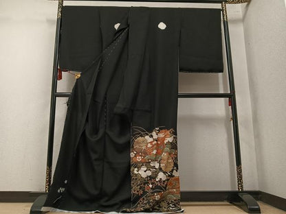 平和屋着物●豪華黒留袖　雪輪草花文　金彩　仮絵羽　正絹　逸品　未使用　AABM6319ph
