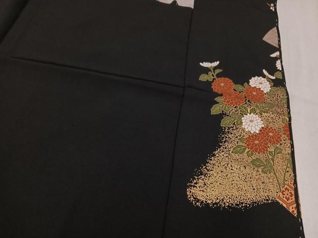 平和屋着物●豪華黒留袖　駒刺繍　地紙雪輪草花文　金彩　仮絵羽　正絹　逸品　未使用　AABM6320ph
