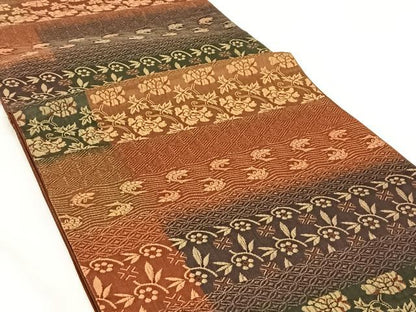 平和屋着物◎全通柄袋帯　ふくれ織　横段花唐草文　金糸　正絹　逸品　AABM6480dk