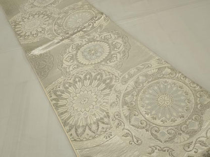平和屋着物◎六通柄袋帯　唐織　花絵皿文　銀糸　正絹　逸品　AABM6603ou