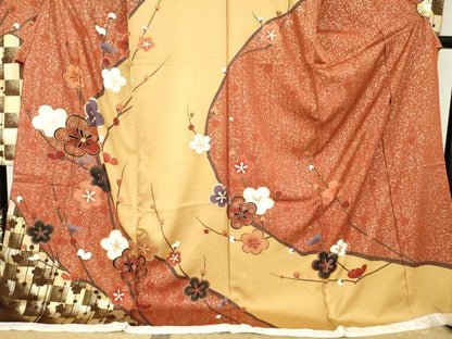 平和屋着物●豪華振袖　駒刺繍　枝梅　金彩　仮絵羽　逸品　未使用　AABM6642ck