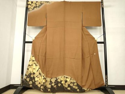 平和屋着物●訪問着　作家物　駒刺繍　蔦草文　金彩　正絹　逸品　AABM6684ck