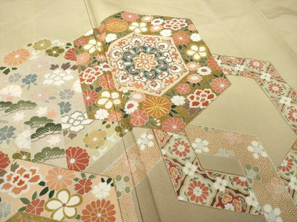 平和屋着物●豪華色留袖　駒刺繍　花亀甲文　金彩　やまと誂製　正絹　逸品　未使用　AABM7091ck