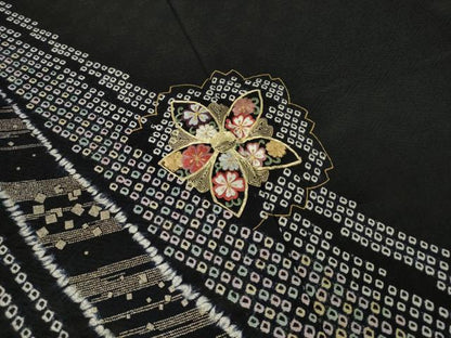 平和屋着物●訪問着　絞り　駒刺繍　舞花文　黒地　金彩　さが美扱い　正絹　逸品　AABM7118ck