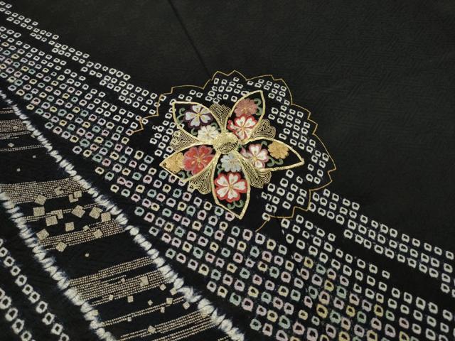 平和屋着物●訪問着　絞り　駒刺繍　舞花文　黒地　金彩　さが美扱い　正絹　逸品　AABM7118ck