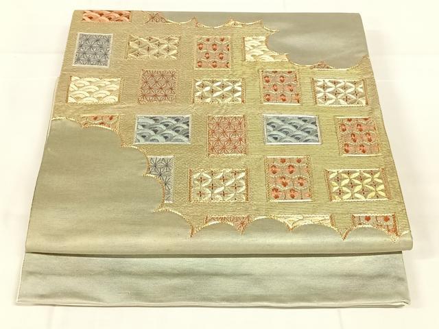 平和屋着物◎太鼓柄袋帯　駒刺繍　雲取り吉祥文　金糸　引箔　正絹　逸品　AABM7459dk