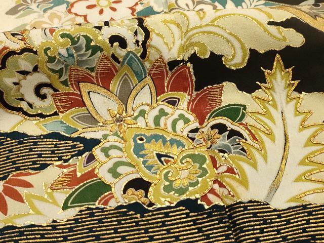 平和屋着物■豪華黒留袖　駒刺繍　雲取更紗花文　金彩　正絹　逸品　AABM7495sx