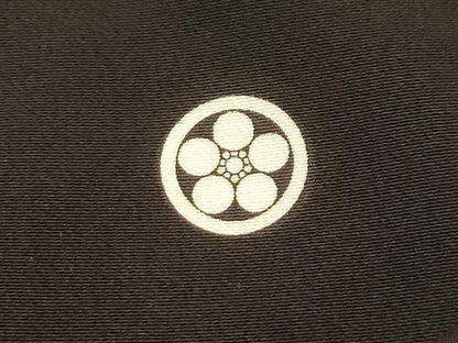 平和屋着物■豪華黒留袖　作家物　駒刺繍　蔓帯貝桶御所車花文　金彩　正絹　逸品　AABM7504sx