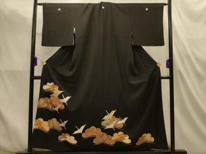 平和屋着物■豪華黒留袖　駒刺繍　飛鶴吉祥松文　金彩　正絹　逸品　AABM7506sx