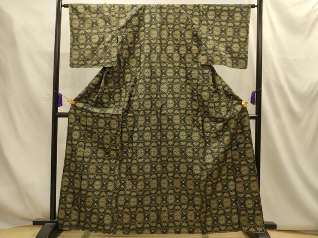 平和屋着物■本場村山大島紬　立涌花文　黒地　正絹　逸品　AABM7541sx