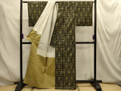 平和屋着物■本場村山大島紬　立涌花文　黒地　正絹　逸品　AABM7541sx