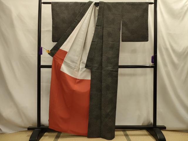 平和屋着物■上質な紬　亀甲文　黒地　正絹　逸品　AABM7547sx