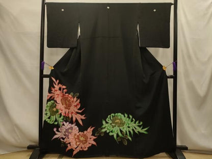 平和屋着物■豪華黒留袖　駒刺繍　乱菊　金彩　正絹　逸品　AABM7697sx
