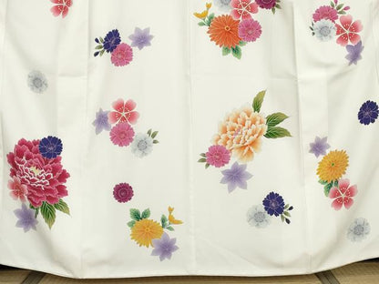 平和屋着物●小振袖　二尺袖　刺繍　花蝶文　暈し染め　金彩　洗える着物　AABM8016cs