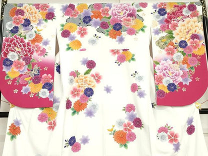 平和屋着物●小振袖　二尺袖　刺繍　花蝶文　暈し染め　金彩　洗える着物　AABM8016cs