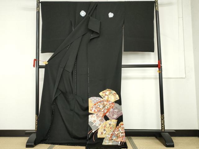 平和屋着物●豪華黒留袖　檜扇花宝尽くし　金彩　仮絵羽　正絹　逸品　未使用　AABM8037cs