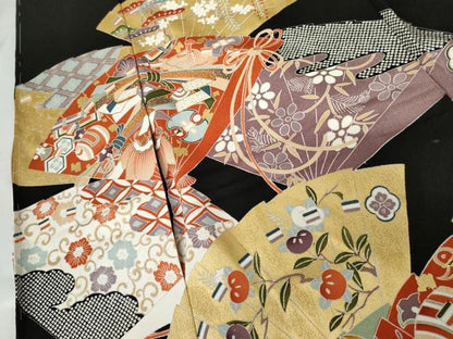 平和屋着物●豪華黒留袖　檜扇花宝尽くし　金彩　仮絵羽　正絹　逸品　未使用　AABM8037cs