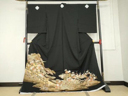 平和屋着物●豪華黒留袖　駒刺繍　花鳥文　雉　金彩　仮絵羽　正絹　逸品　未使用　AABM8041cs