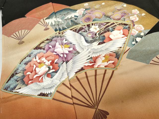 平和屋着物●豪華黒留袖　駒刺繍　扇面花鳥文　金彩　仮絵羽　正絹　逸品　未使用　AABM8044cs