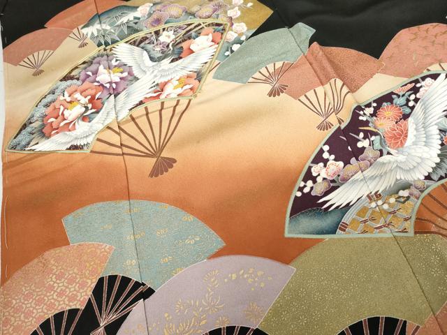 平和屋着物●豪華黒留袖　駒刺繍　扇面花鳥文　金彩　仮絵羽　正絹　逸品　未使用　AABM8044cs
