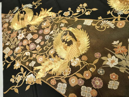 平和屋着物●豪華黒留袖　作家物　駒刺繍　鳳凰更紗花文　金彩　正絹　逸品　AABM8085cs