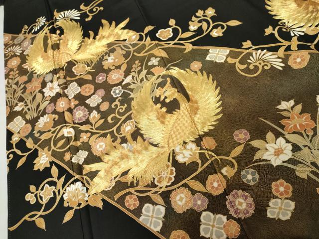 平和屋着物●豪華黒留袖　作家物　駒刺繍　鳳凰更紗花文　金彩　正絹　逸品　AABM8085cs