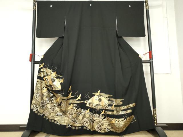 平和屋着物●豪華黒留袖　駒刺繍　扇面飛鶴文　金彩　正絹　逸品　AABM8093cs