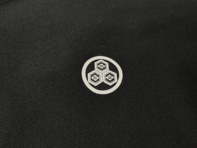 平和屋着物●豪華黒留袖　駒刺繍　扇面飛鶴文　金彩　正絹　逸品　AABM8093cs