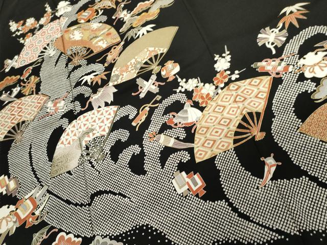 平和屋着物●豪華黒留袖　駒刺繍　扇面宝尽くし　金彩　正絹　逸品　AABM8096cs