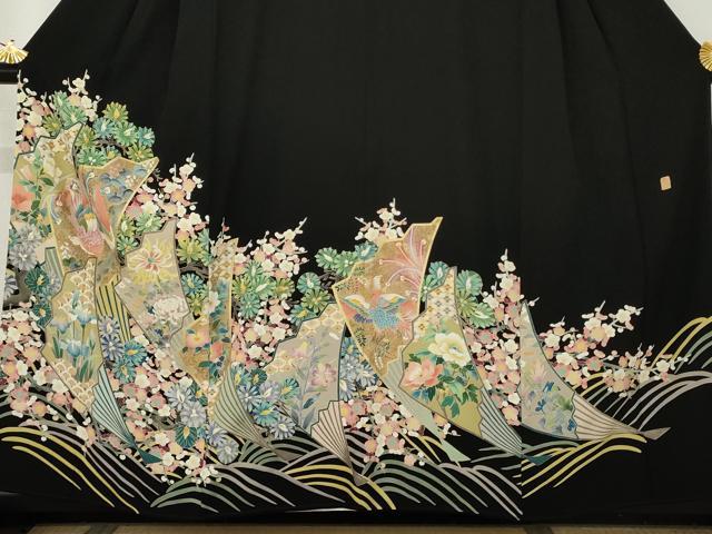平和屋着物●豪華黒留袖　作家物　鳳凰扇花文　金彩　正絹　逸品　AABM8099cs