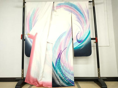 平和屋着物●写真家・秋山庄太郎　振袖　孔雀　暈し染め　金銀彩　正絹　逸品　AABM8154cs