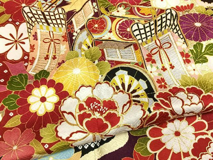 平和屋着物●豪華振袖　駒刺繍　御所車花文　金彩　京都きもの友禅扱い　正絹　逸品　AABM8268fy