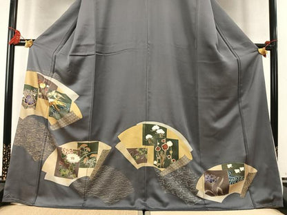 平和屋着物●豪華色留袖　駒刺繍　色紙地紙花鳥文　金銀彩　正絹　逸品　未使用　AABM8341fy