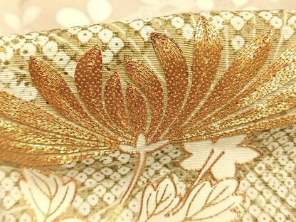 平和屋着物●豪華色留袖　駒刺繍　草花文　金彩　正絹　逸品　未使用　AABM8345fy