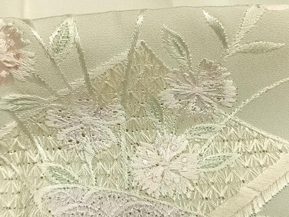 平和屋着物●中国三大刺繍　スワトウ刺繍　汕頭刺繍　総刺繍　長襦袢　無双仕立て　冊子花文　暈し染め　半衿刺繍　正絹　逸品　AABM8353fy