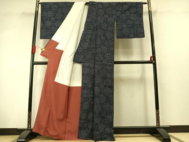 平和屋着物●本場結城紬　重要無形文化財　アンサンブル　100亀甲　雪輪文様　正絹　逸品　AABM8369fy