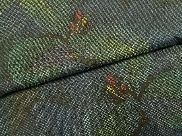 平和屋着物●本場大島紬　9マルキ　草花文　正絹　逸品　AABM8422fy