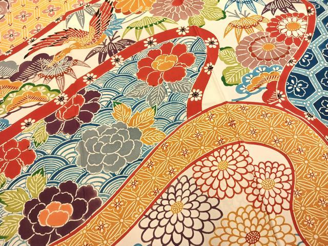 平和屋着物●豪華振袖　型染め　花鳥文　黒地　正絹　逸品　AABM8455fy