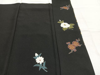 平和屋着物●京友禅の第一人者　松井青々　訪問着　駒刺繍　枝梅花文　黒地　金銀彩　正絹　逸品　AABM8479fy