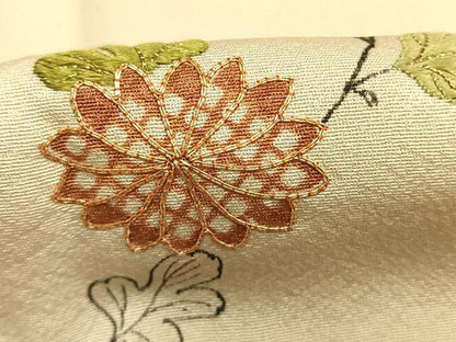 平和屋着物●訪問着　駒刺繍　草花文　正絹　逸品　AABM8485fy