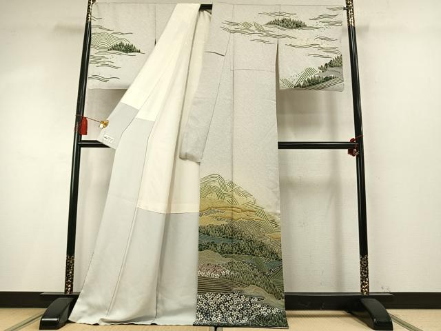 平和屋着物●中国三大刺繍 相良刺繍 訪問着 舞桜樹林文 おぼろ染め 重ね絞り 暈し染め 金通し地 やまと誂製 ロング丈 正絹 逸品 AABM8518fy