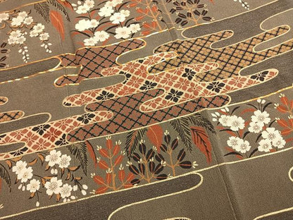 平和屋着物●ファッションデザイナー 花井幸子　訪問着　駒刺繍　霞取り花文　金彩　鬼しぼ縮緬　正絹　逸品　AABM8528fy