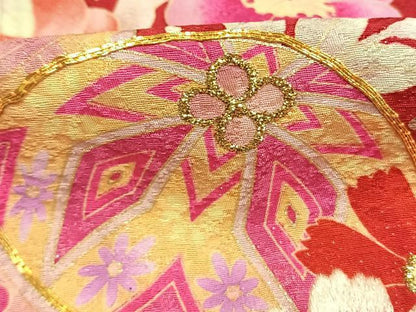 平和屋着物●豪華振袖　駒刺繍　草花鞠文　暈し染め　金糸　金彩　銀通し地　正絹　逸品　AABM8529fy