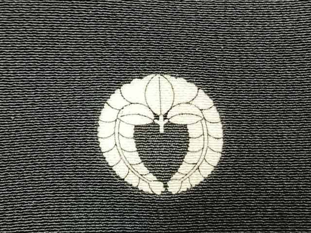 平和屋着物●豪華黒留袖　作家物　駒刺繍　草花文　暈し染め　金彩　ロング丈　正絹　逸品　AABM8534fy