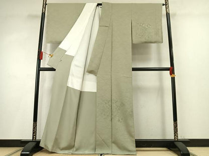 平和屋着物●皇室献上作家　北出与三郎　無地絵羽訪問着　草花芝地紋　裏葉柳色　伊と幸　反端付き　正絹　逸品　未使用　AABM8560fy