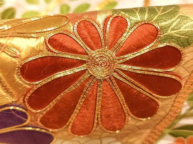 平和屋着物●豪華振袖　駒刺繍　花鼓文　金糸　金彩　正絹　逸品　AABM8587fy