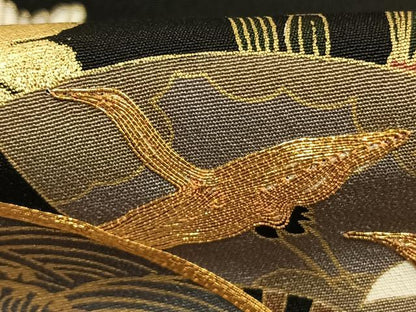 平和屋着物●豪華黒留袖　駒刺繍　扇面飛鶴花文　金彩　やまと誂製　正絹　逸品　AABM8624fy